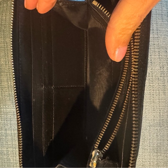 Salvatore Ferragamo Black Quilted Vara Zip Around Wallet with Gold Hardware. - Picture 9 of 9